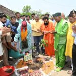 कैबिनेट मंत्री सतपाल महाराज ने लगाया रुद्राक्ष का पौधा मनाया हरेला पर्व
